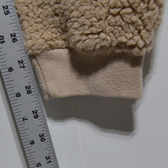 Gilly Hicks Hollister Tan Sherpa Cropped Hoodie Size Small Pants Size XS - Picture 16 of 16